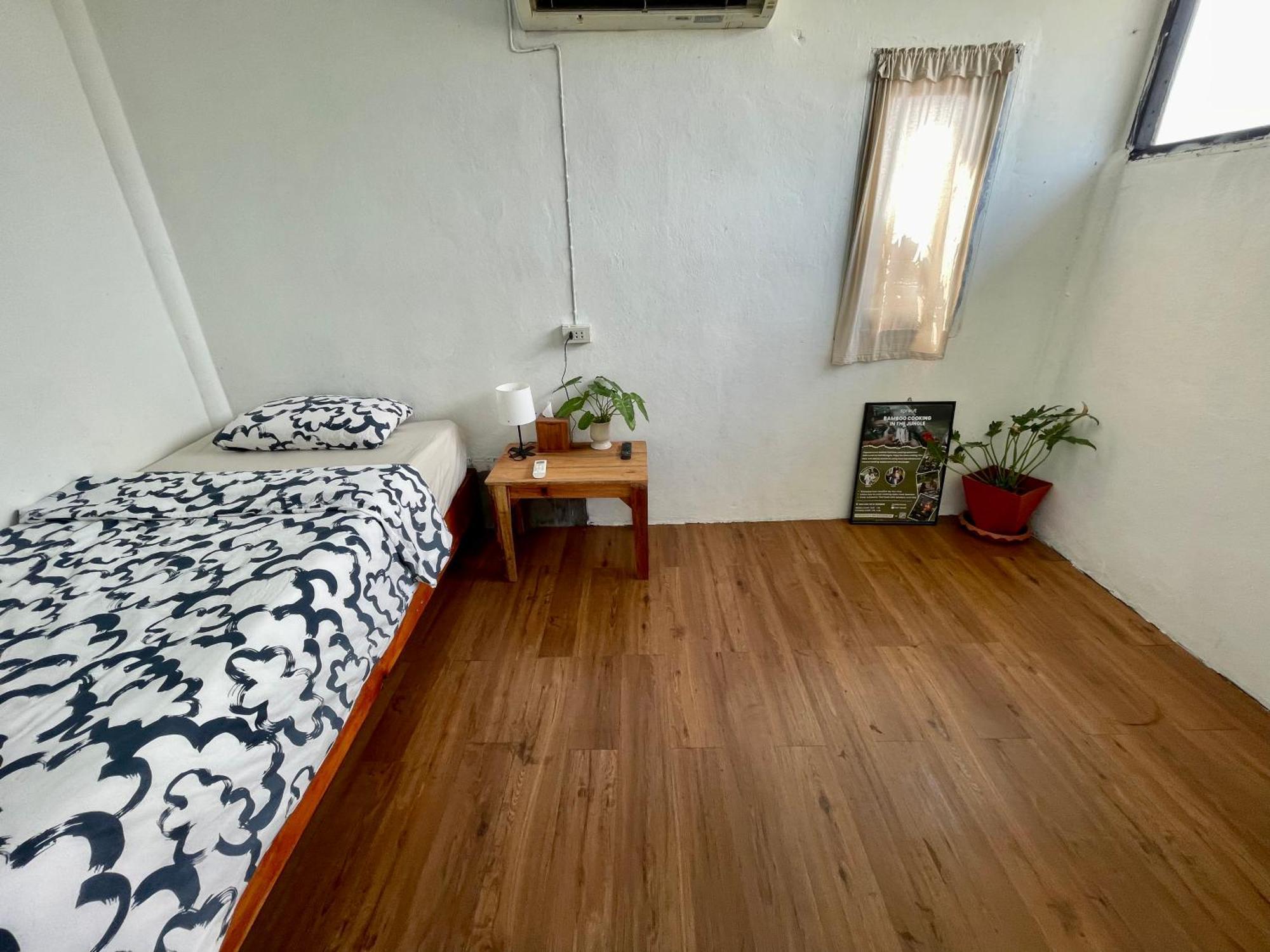 Budget Room Koh Phangan Pier With Ac Екстер'єр фото